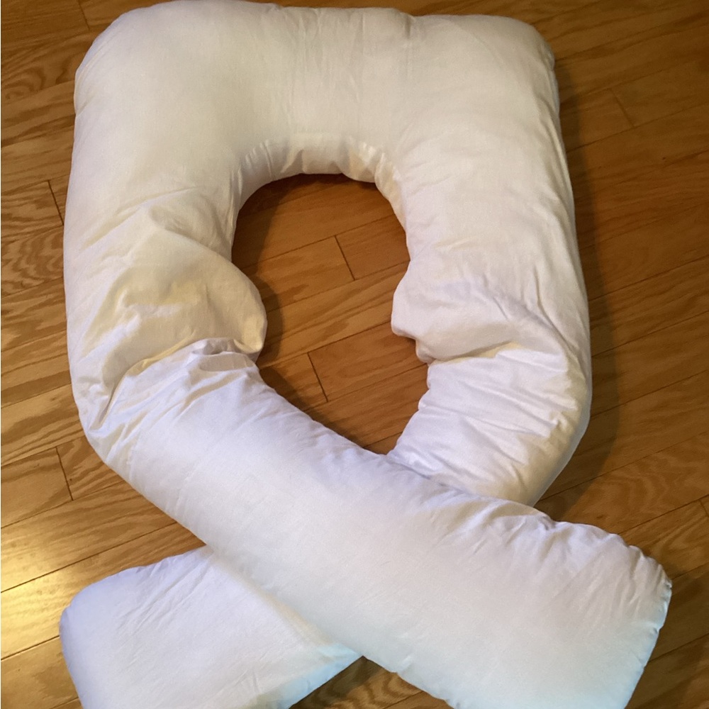 Comfortable White U-Shaped Body Pillow